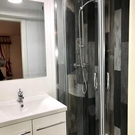 Reimold 公寓式酒店 3*